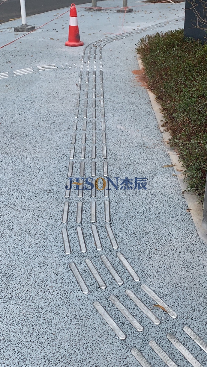 專業(yè)廣場(chǎng)盲道，優(yōu)選杰辰！